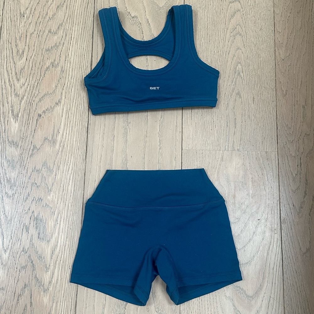 SET Active Teal Sports Bra and Shorts Set